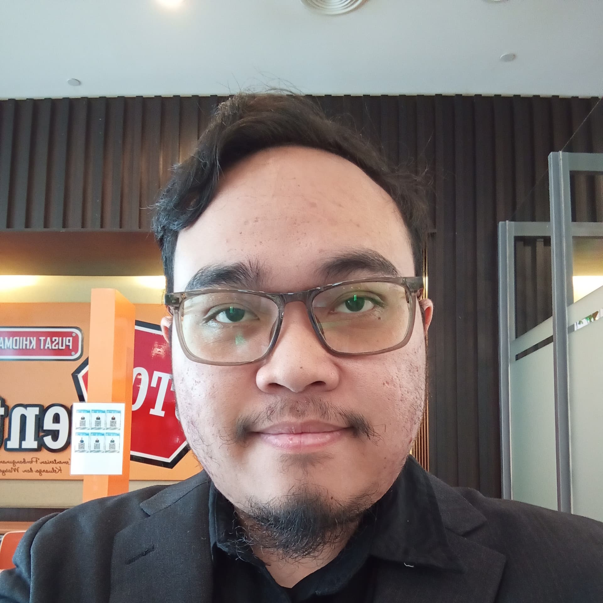 Mus | Web3 Game Developer at Revoluzion Ecosystem